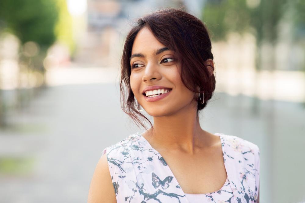 woman smiling with bright smile in royal palm beach