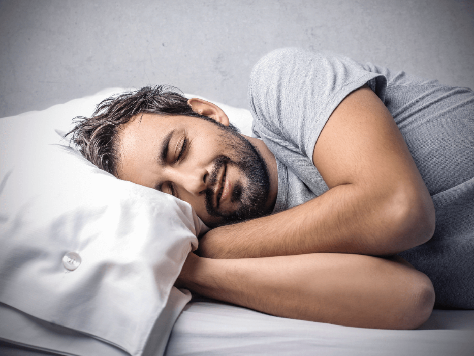 sleep apnea treatment royal palm beach | man sleeping
